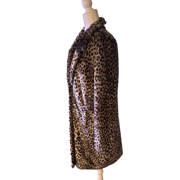 Like new! Express faux fur leopard print coat M - Picture 7 of 11